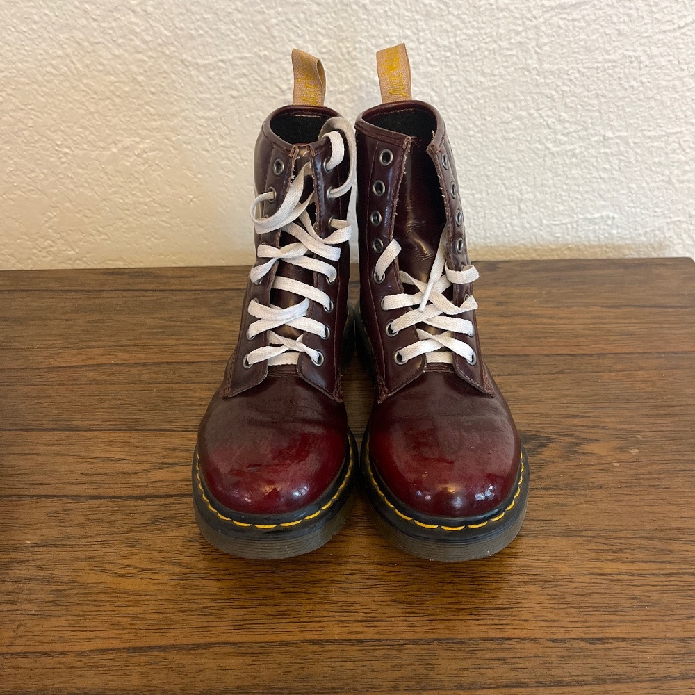 Size 6 ladies Doc/Dr Martin Maroon Boots-Excellent Condition